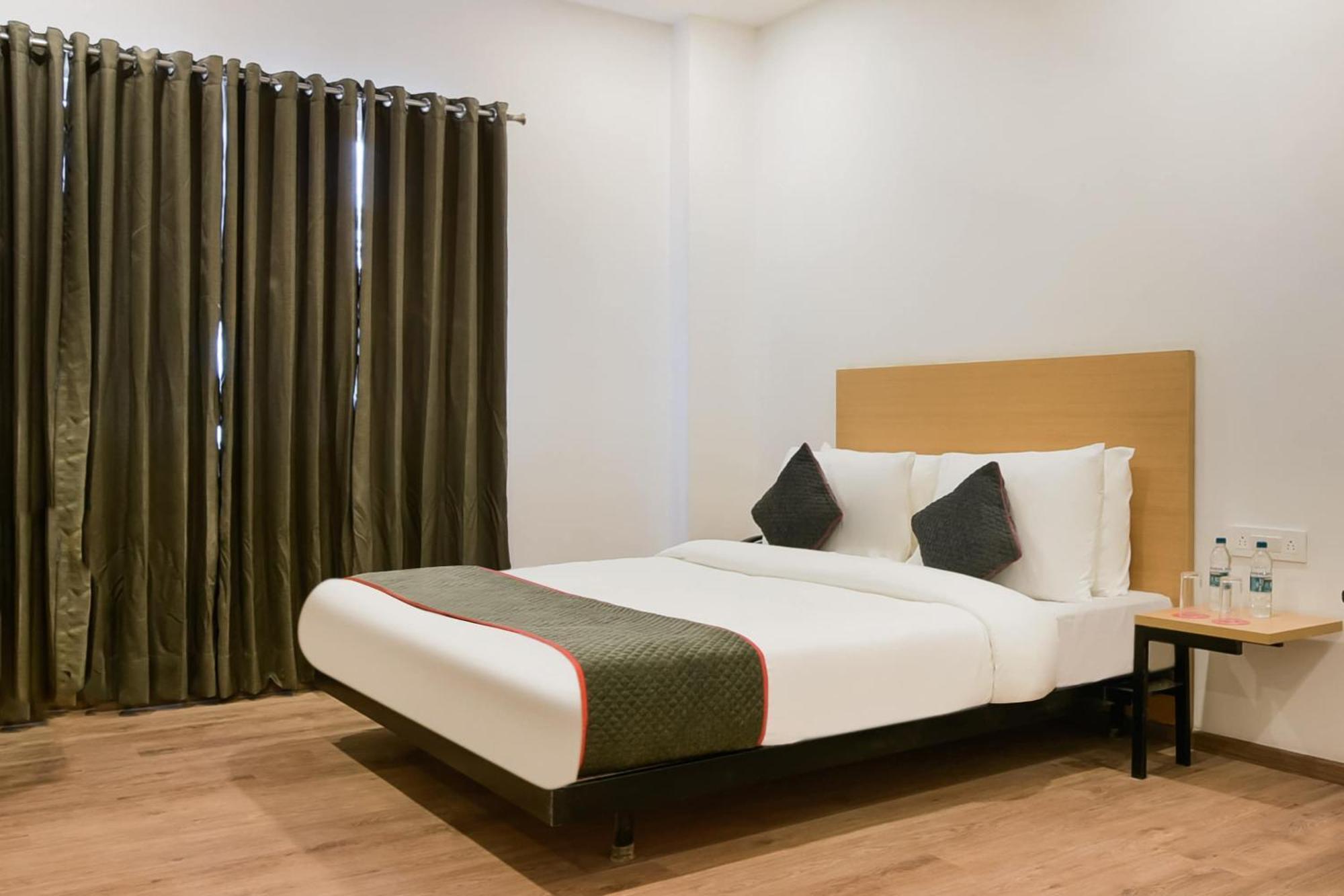 Townhouse The Awadh Airport Near Chaudhary Charan Singh International Airport Hotel Bijnaur Kültér fotó